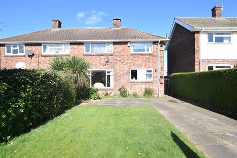 151 Fairway, Waltham, Grimsby, DN37 0NE