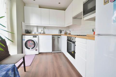 102 Bordesley Road, Morden, SM4 5LT