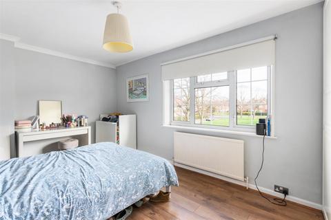 102 Bordesley Road, Morden, SM4 5LT