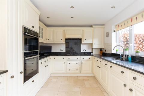 3 bedroom detached house for sale, Holly Lodge, Wellesbourne