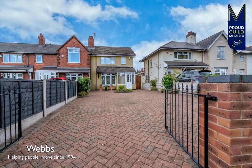 West Bromwich Road, Walsall WS5 3 bed end of terrace house £185,000