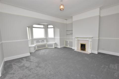 1 bedroom apartment for sale - Highcliff Road, Cleethorpes DN35