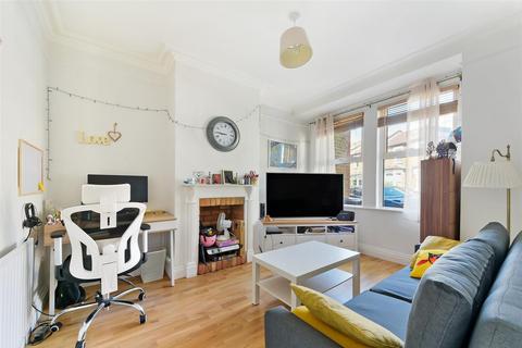 20 Caxton Road, London, SW19 8SJ