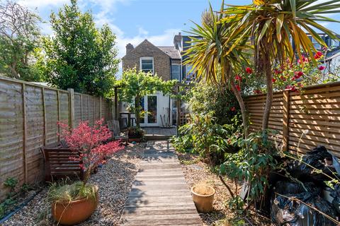 2 Cecil Road, London, SW19 1JT