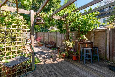 2 Cecil Road, London, SW19 1JT