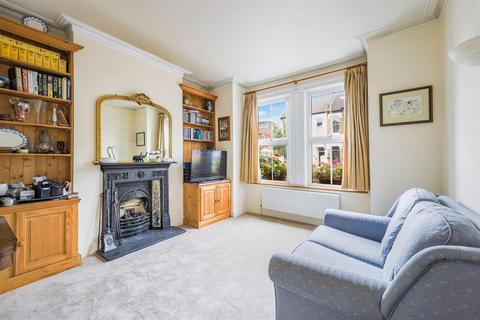 17 Tennyson Road, London, SW19 8SH