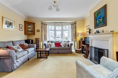 19 Tybenham Road, Merton Park, London, SW19 3LB