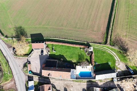 5 bedroom barn conversion for sale - Driffield Road, Lydney GL15