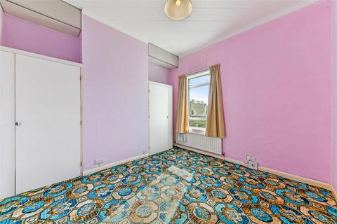 12 Effra Road, Wimbledon, London, SW19 8PP