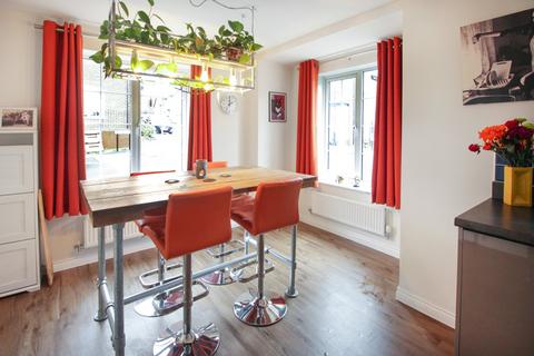 1 Batt Close, Rugby, CV23 0YA