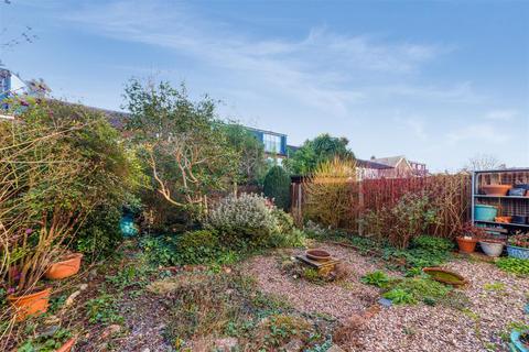 42 Ethelbert Road, London, SW20 8QE