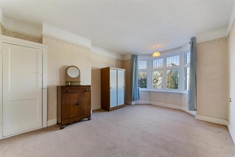 42 Ethelbert Road, London, SW20 8QE