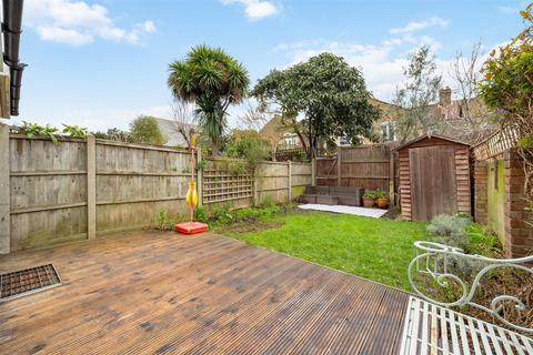 19 Kingsley Road, London, SW19 8HF