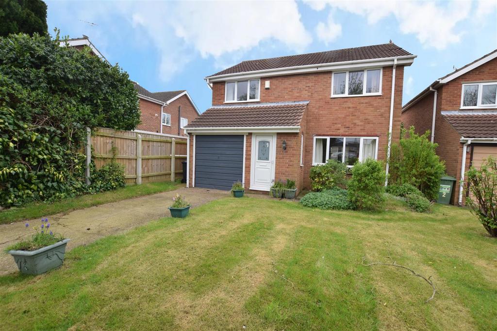 Alderley Edge, Waltham DN37 4 bed detached house for sale £232,000