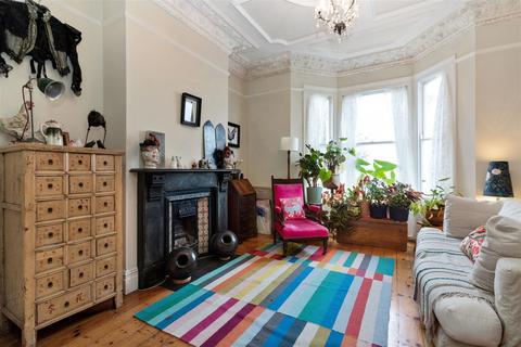 67 Alexandra Road, London, SW19 7LE
