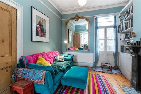 67 Alexandra Road, London, SW19 7LE