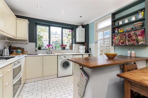 67 Alexandra Road, London, SW19 7LE