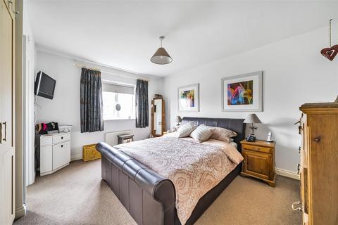 143 Treffry Road, Truro, TR1 1WE