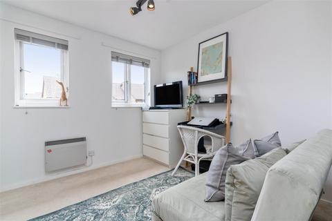 234 North Road, London, SW19 1TR