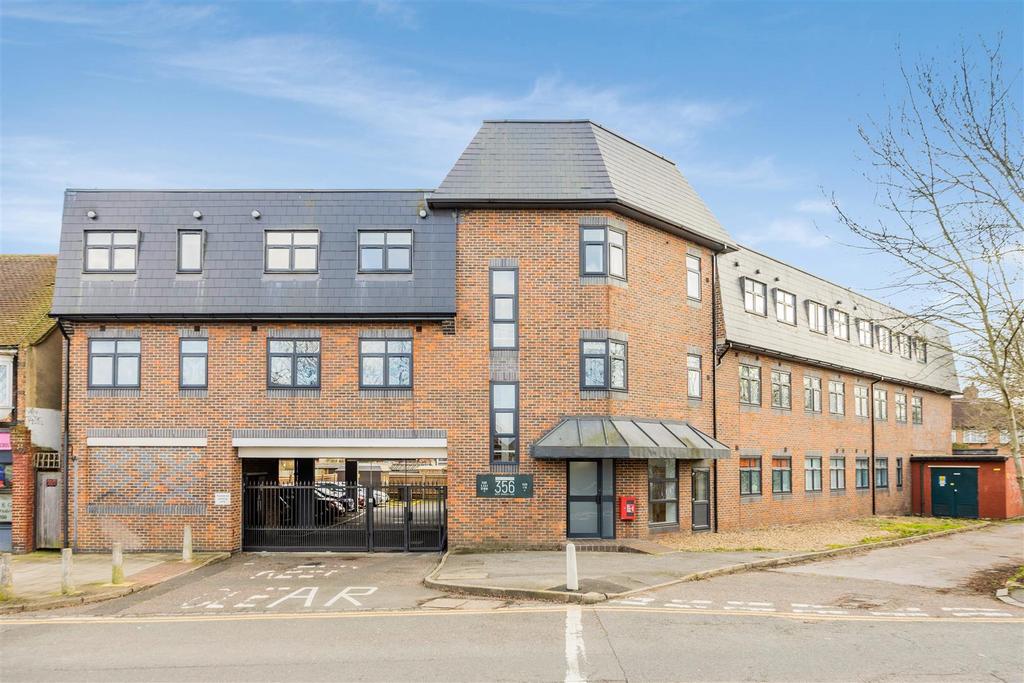 356 West Barnes Lane, Motspur Park KT3 1 bed flat for sale £275,000