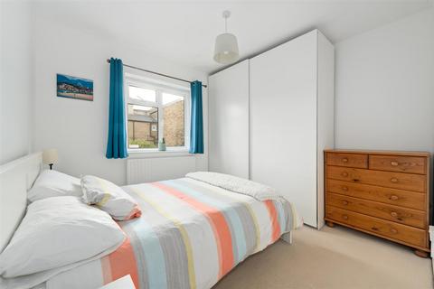 2 bedroom flat for sale, Haydons Road, Wimbledon SW19