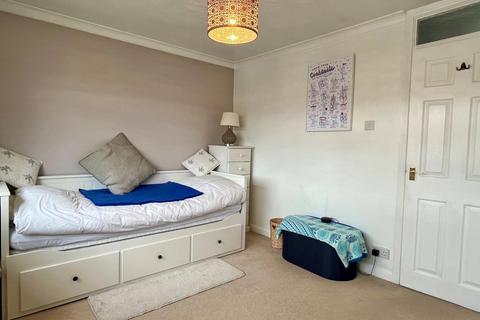 28 Brailes Drive, Sutton Coldfield, B76 2UW