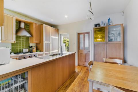 53 Gladstone Road, London, SW19 1QU