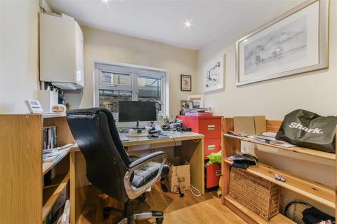 53 Gladstone Road, London, SW19 1QU