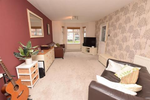 11 Asgard Way, Scartho Top, Grimsby, DN33 3RJ