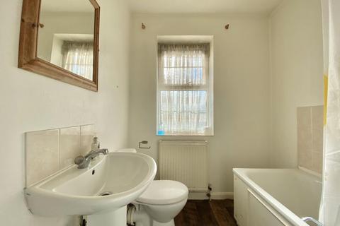 49 Halsway, Hayes, UB3 3JT