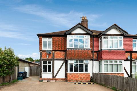 7a Clandon Terrace, London, SW20 8SE