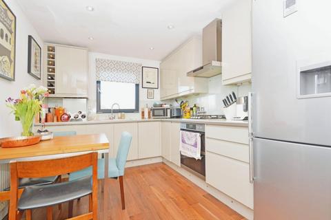1 bedroom apartment for sale, Hornsey Street, Holloway, N7