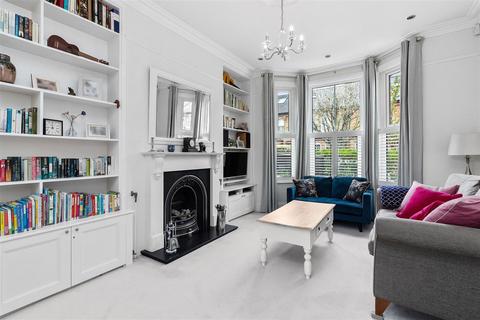 130 Gladstone Road, London, SW19 1QW