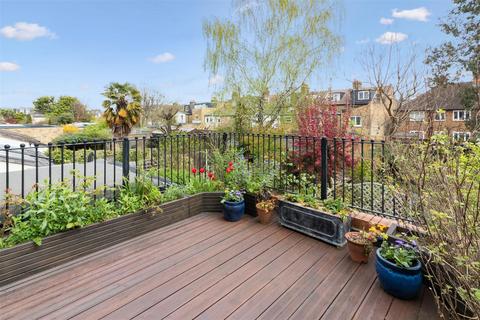 130 Gladstone Road, London, SW19 1QW