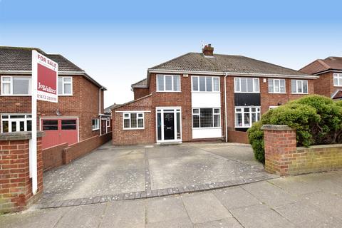 4 bedroom semi-detached house for sale, Pearson Road, Cleethorpes DN35