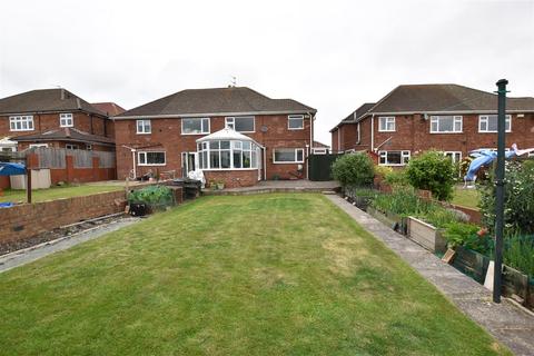 4 bedroom semi-detached house for sale, Pearson Road, Cleethorpes DN35