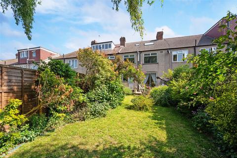 35 Westway, London, SW20 9LX