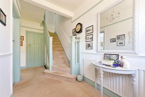 35 Westway, London, SW20 9LX