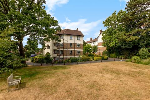 Flat 40, Edge Hill Court Edge Hill, London, SW19 4LL