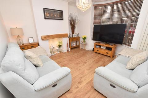 158 Fairmont Road, Grimsby, DN32 8DU