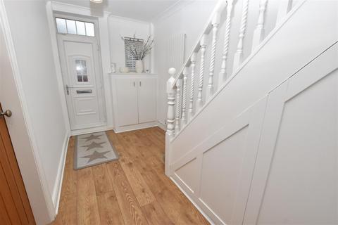 158 Fairmont Road, Grimsby, DN32 8DU