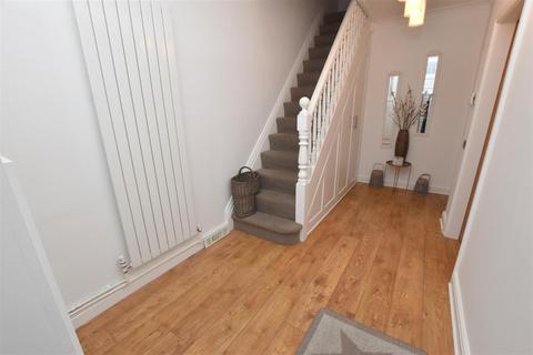 158 Fairmont Road, Grimsby, DN32 8DU