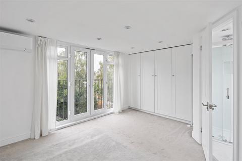 45 Edna Road, Raynes Park, London, SW20 8BS