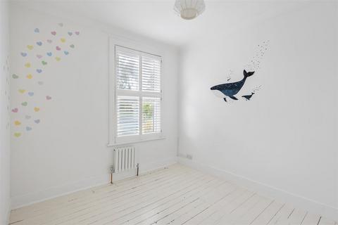 45 Edna Road, Raynes Park, London, SW20 8BS
