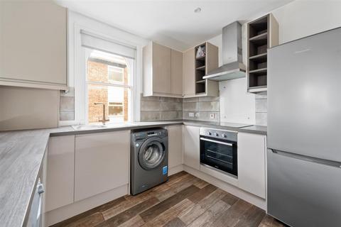 43b Princes Road, London, SW19 8RA