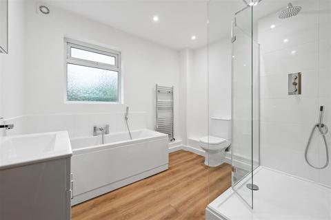 21a Alexandra Road, London, SW19 7JZ