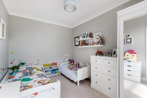 22 Effra Road, Wimbledon, London, SW19 8PP