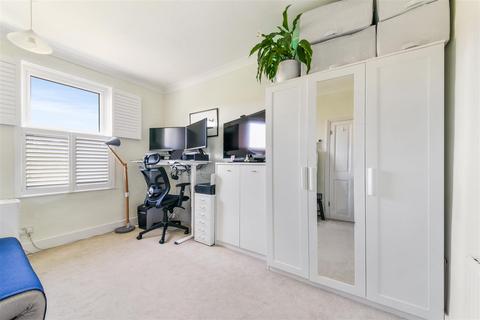 57 Bronson Road, London, SW20 8DZ