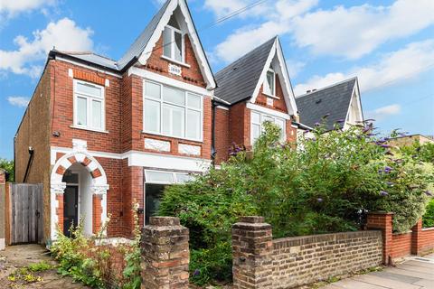 9 Effra Road, Wimbledon, London, SW19 8PW