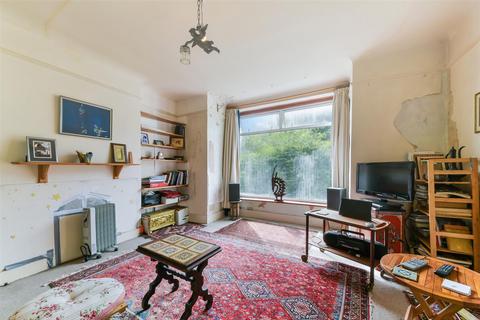 9 Effra Road, Wimbledon, London, SW19 8PW